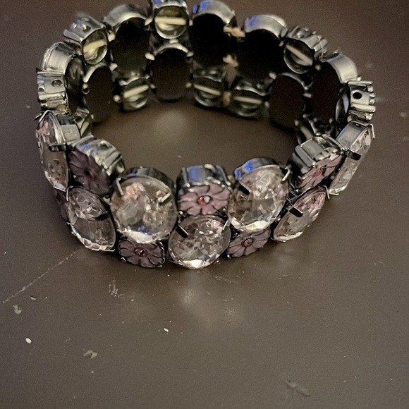 Bejeweled Lilac Stretched Bracelet - Picture 1 of 3